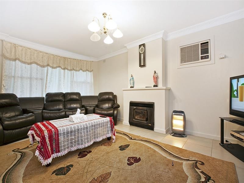 75 Billabong Road, Para Hills SA 5096