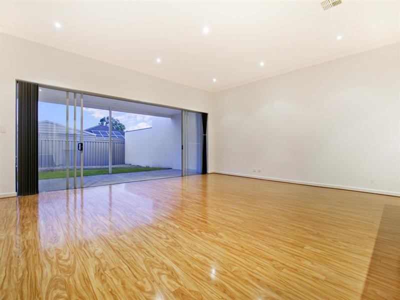 5a John Street, Hillcrest SA 5086