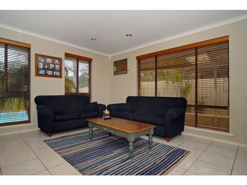 19 Passey Place, Kardinya WA 6163