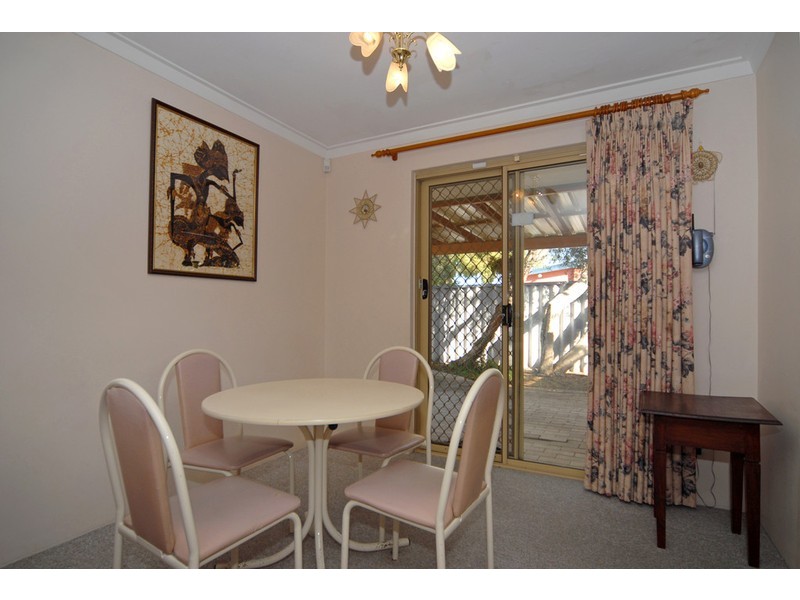 27/35 Winnacott Street, Willagee WA 6156