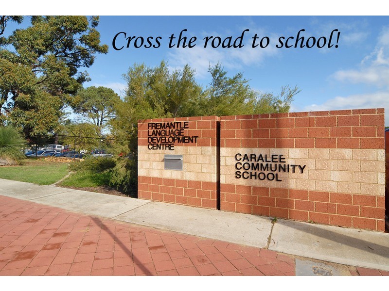 27/35 Winnacott Street, Willagee WA 6156