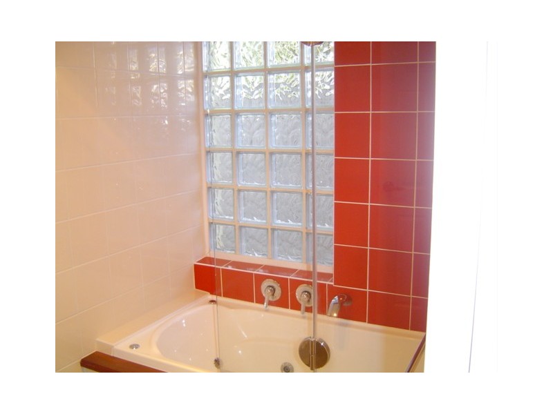 16 Barclay Road, Kardinya WA 6163