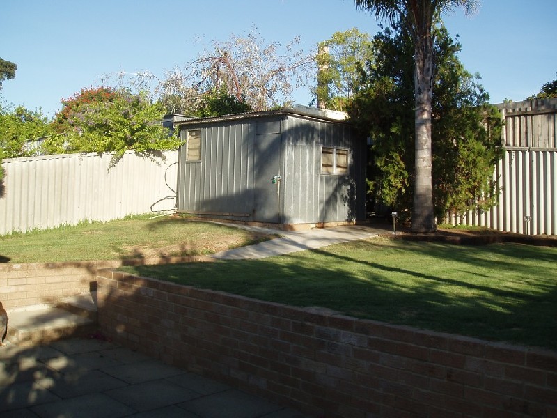 2 Monterey Court, Kardinya WA 6163