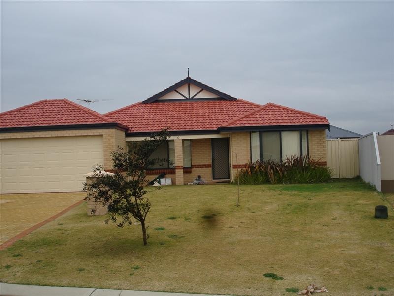 9 EPSILON Drive, Rockingham WA 6168