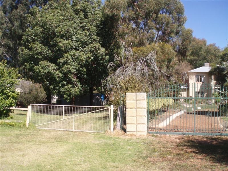 55 Verna Court, Cockburn Central WA 6164