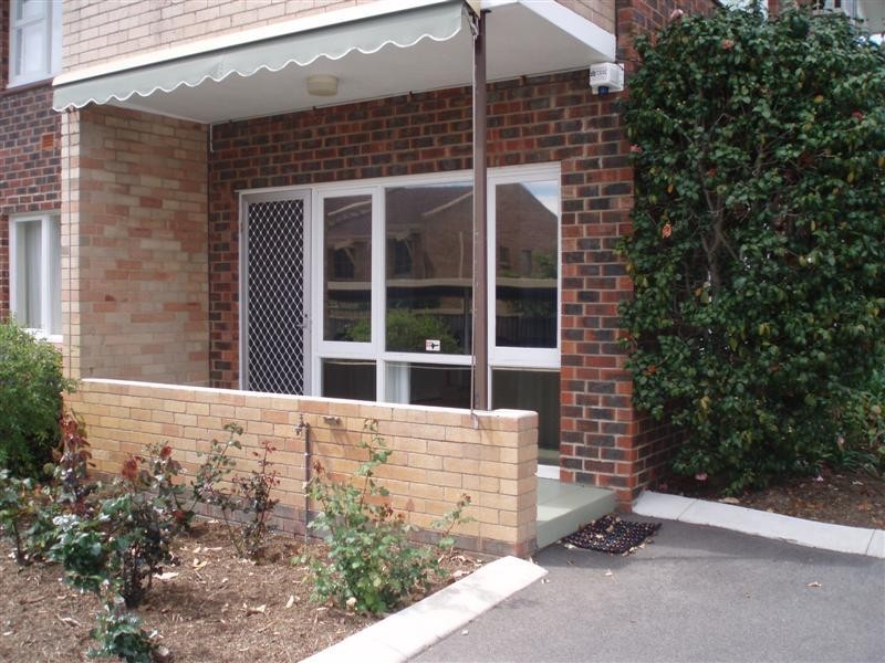 1/30 ERIC Street, Como WA 6152