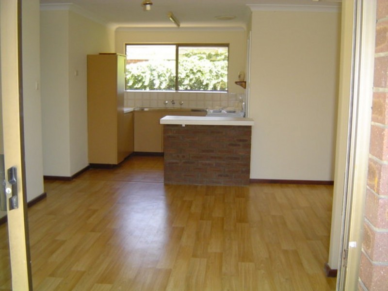 7 Pelican Ramble, Yangebup WA 6164