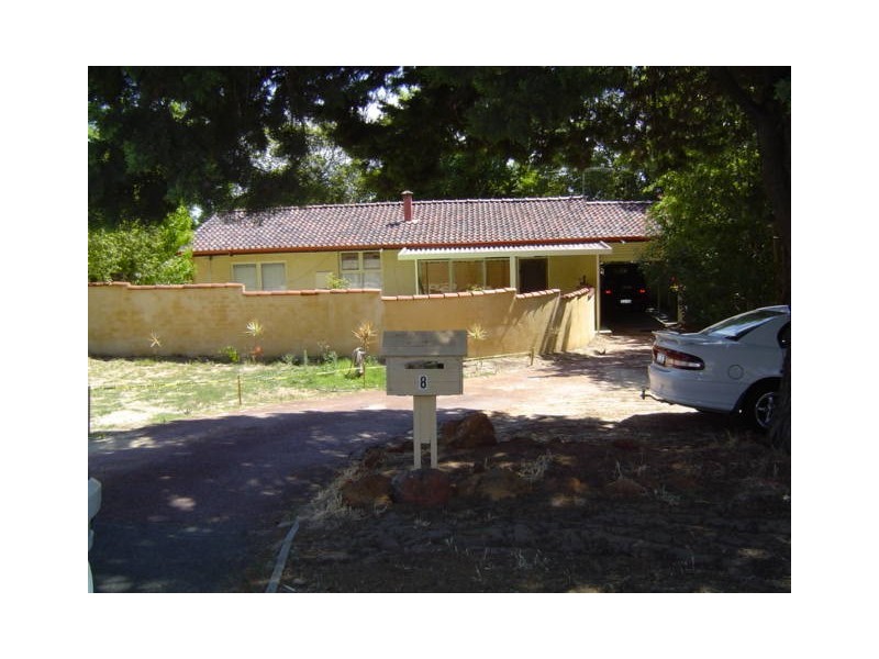 8 Blackman Road, Mount Pleasant WA 6153