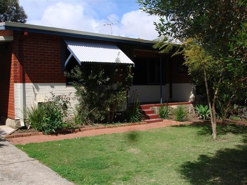 4A MENAS Place, Coolbellup WA 6163