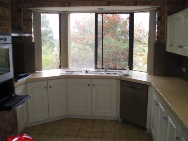 1 ARNOLD Crescent, Kardinya WA 6163