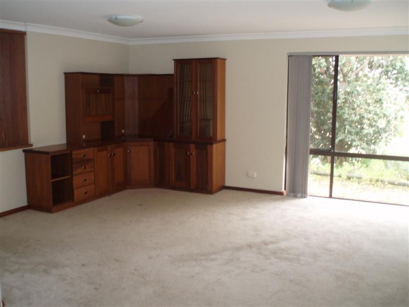 1 ARNOLD Crescent, Kardinya WA 6163