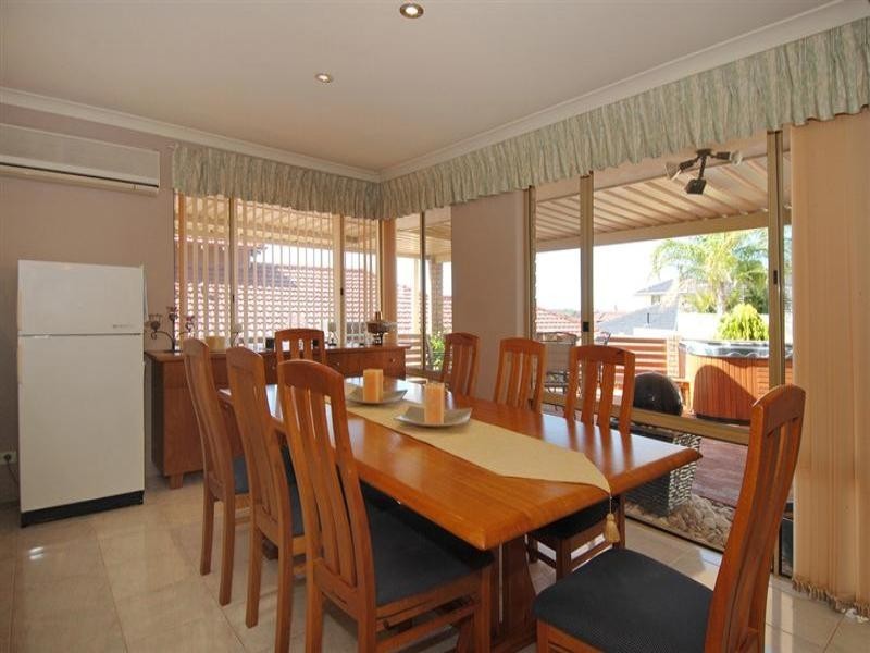 37 Riley Road, Kardinya WA 6163