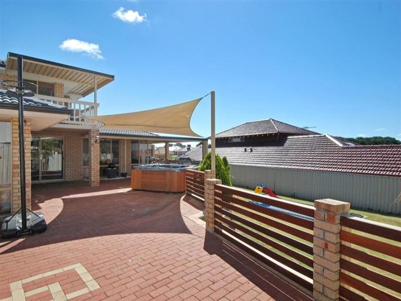 37 Riley Road, Kardinya WA 6163