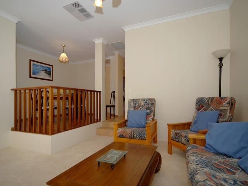 60 Riley Road, Kardinya WA 6163