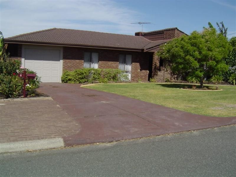 6 Gough Place, Samson WA 6163