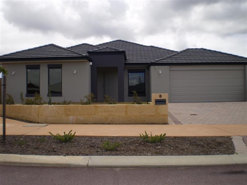 8 Weymouth Pass, Aubin Grove WA 6164