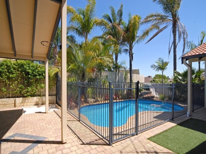 72 Riley Road, Kardinya WA 6163