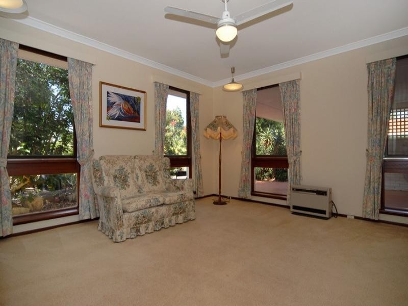 13 Ralston Road, Kardinya WA 6163