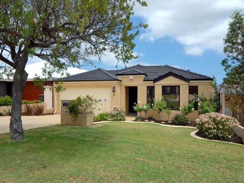 18 Antill Street, Willagee WA 6156