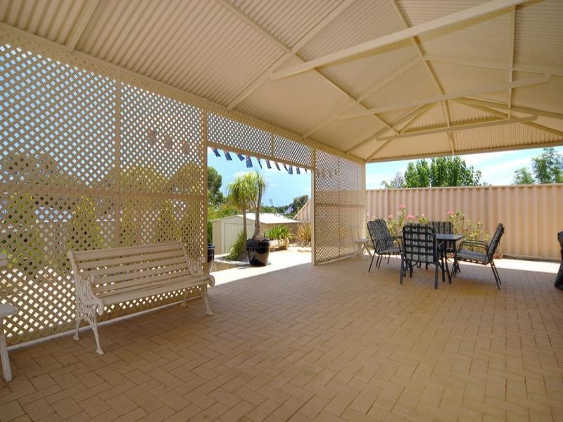 18 Antill Street, Willagee WA 6156