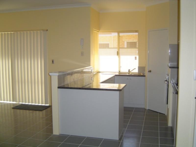 5 Gillen Way, Success WA 6164