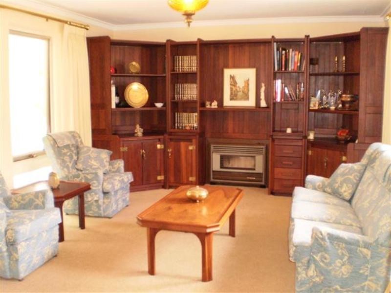 10 Walker Court, Kardinya WA 6163