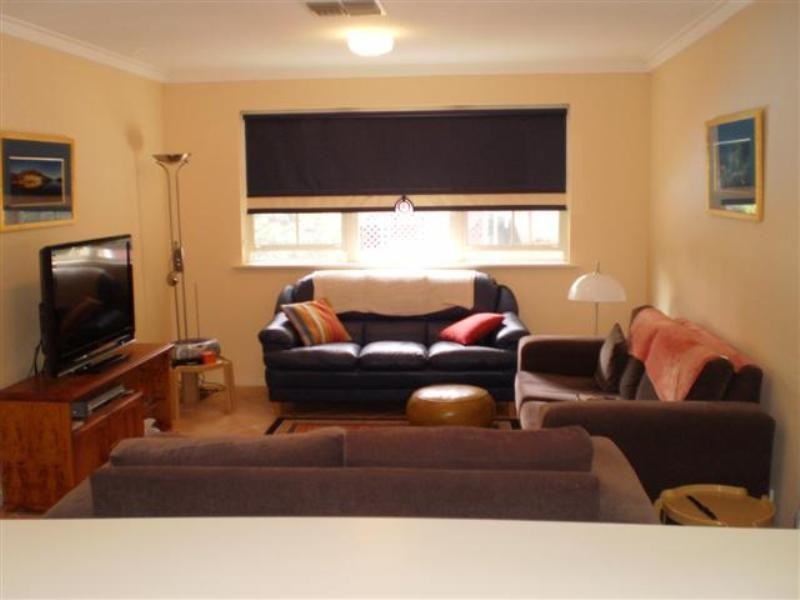 10 Walker Court, Kardinya WA 6163