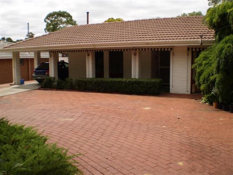 10 Walker Court, Kardinya WA 6163