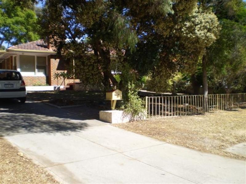 9 Capulet Street, Coolbellup WA 6163