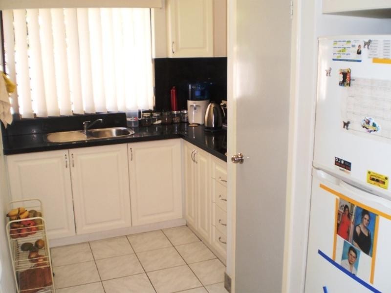 1/90 Gilbertson Road, Kardinya WA 6163