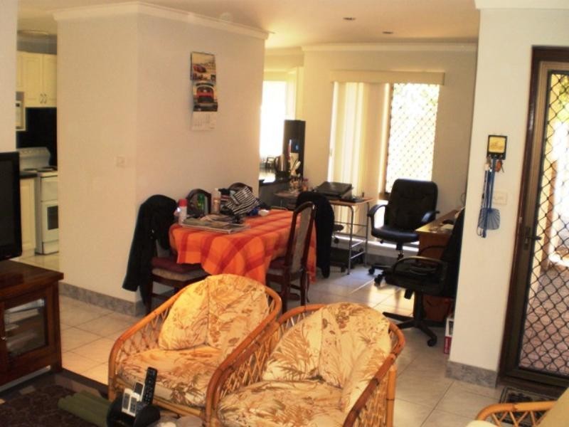 1/90 Gilbertson Road, Kardinya WA 6163