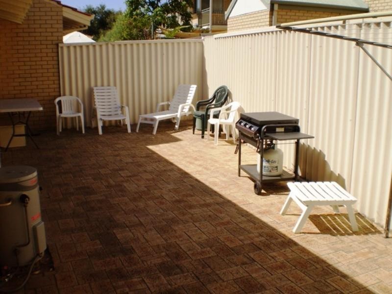 1/90 Gilbertson Road, Kardinya WA 6163