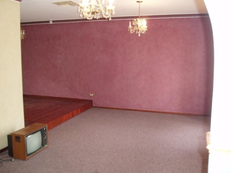 14 Anglesey Drive, Kardinya WA 6163