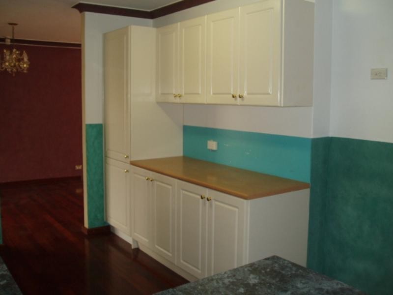 14 Anglesey Drive, Kardinya WA 6163