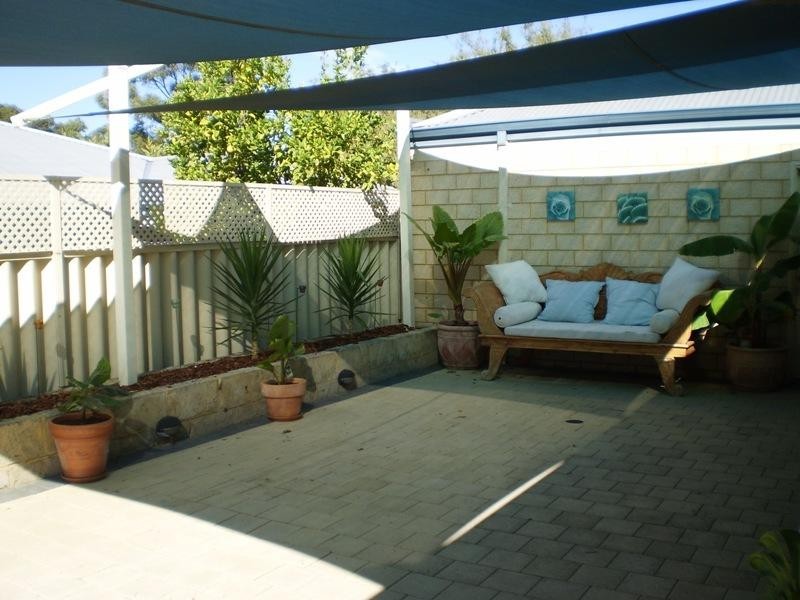 8 Silvereye Court, Beeliar WA 6164