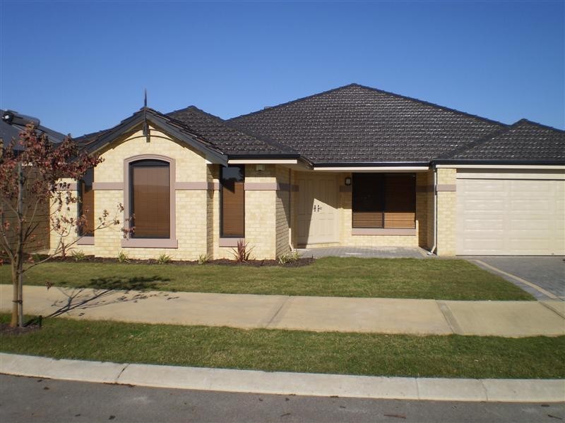 19 WHITTAKER Turn, Piara Waters WA 6112