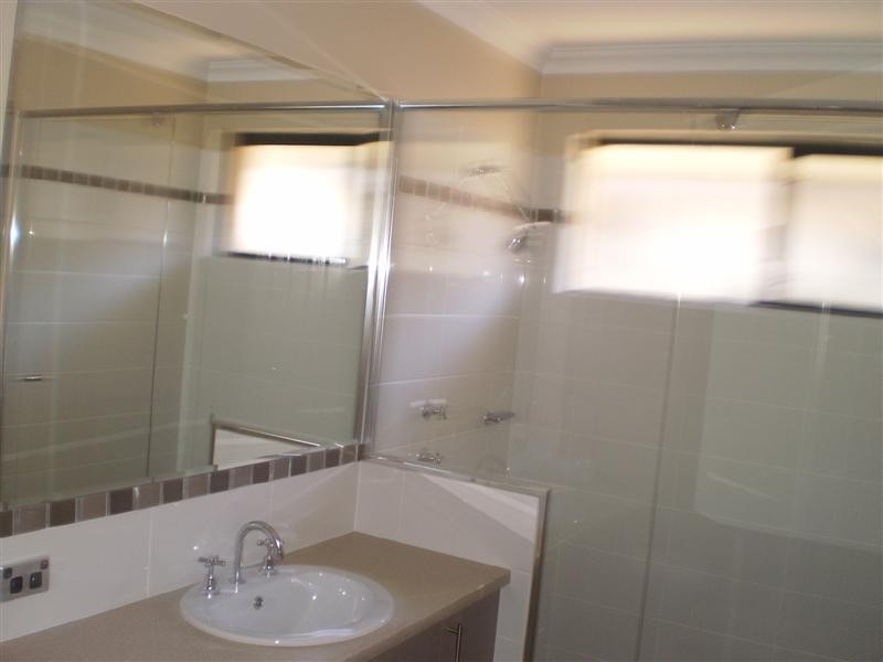 19 WHITTAKER Turn, Piara Waters WA 6112