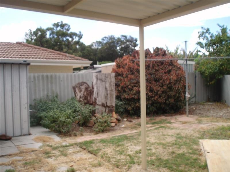 6 COPPERWAITE Road, Kardinya WA 6163