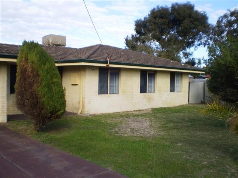 16 Eppalock Grove, South Lake WA 6164