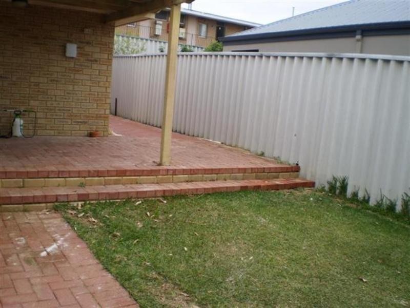 235C PRESTON POINT Road, Bicton WA 6157