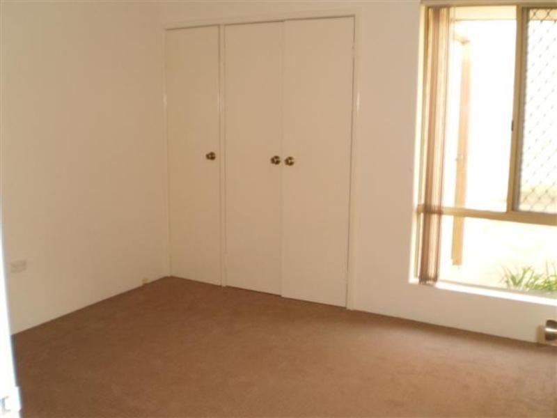 18/11 Petterson Avenue, Samson WA 6163