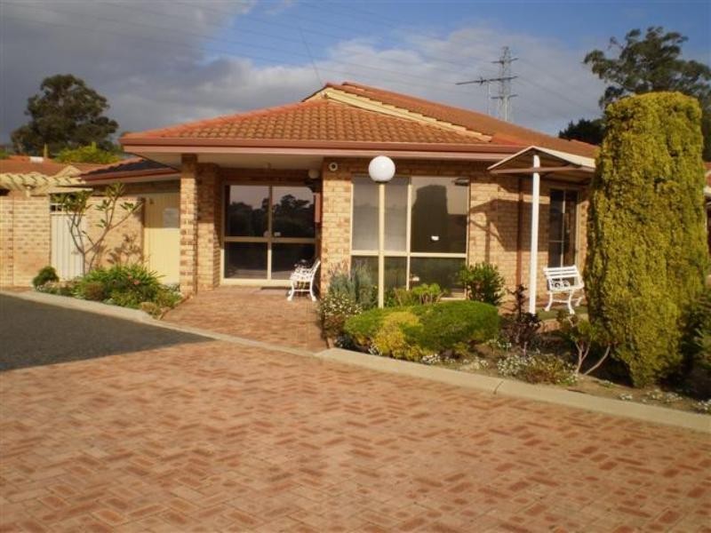 18/11 Petterson Avenue, Samson WA 6163