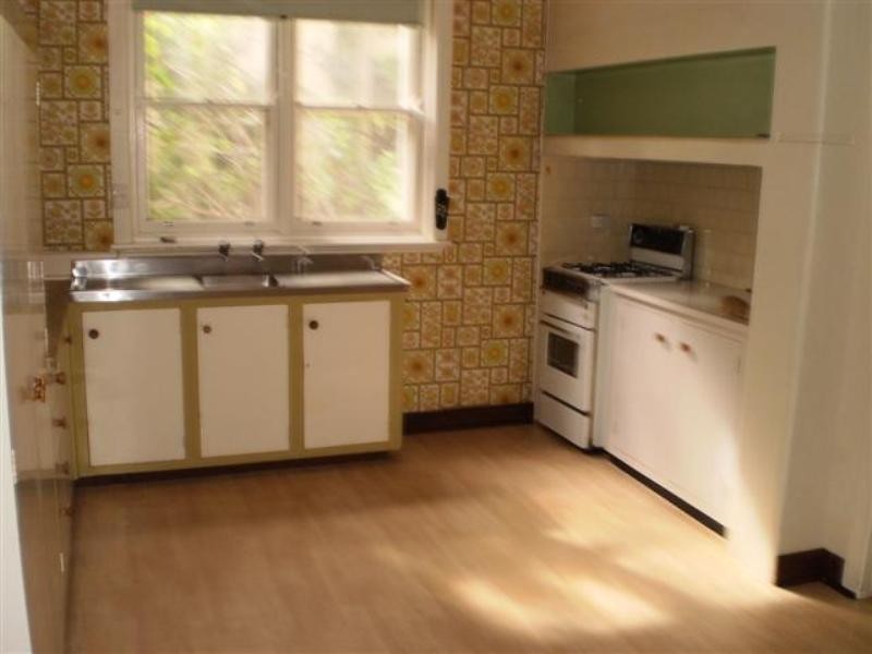 5 FLANAGAN Road, Applecross WA 6153