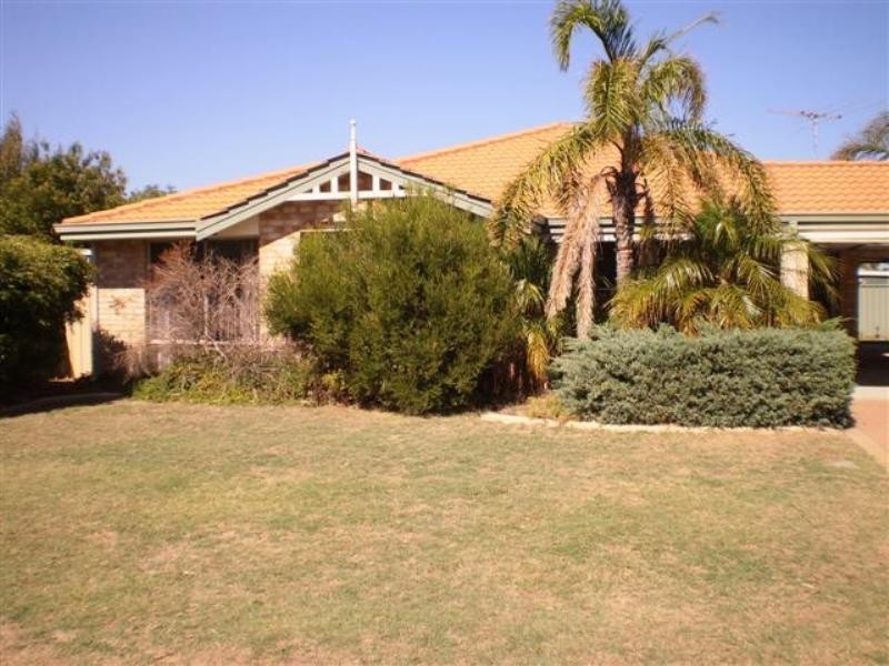 5 Petal Court, Munster WA 6166