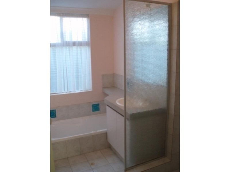 5 Petal Court, Munster WA 6166