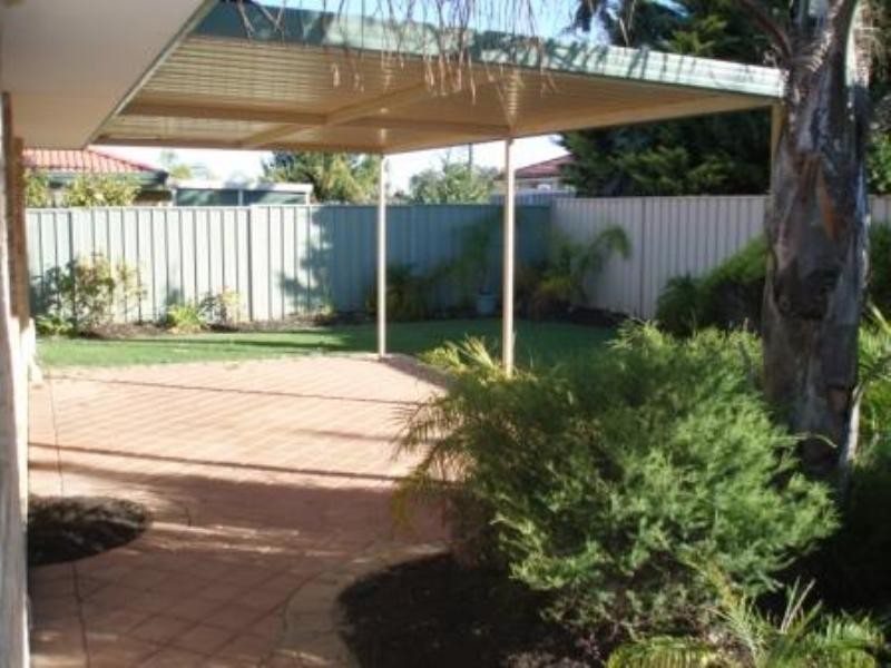 5 Petal Court, Munster WA 6166