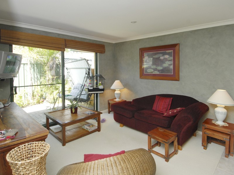 6 Hockin Street, Willagee WA 6156