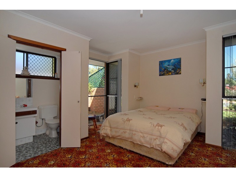 35 Dalston Crescent, Kardinya WA 6163