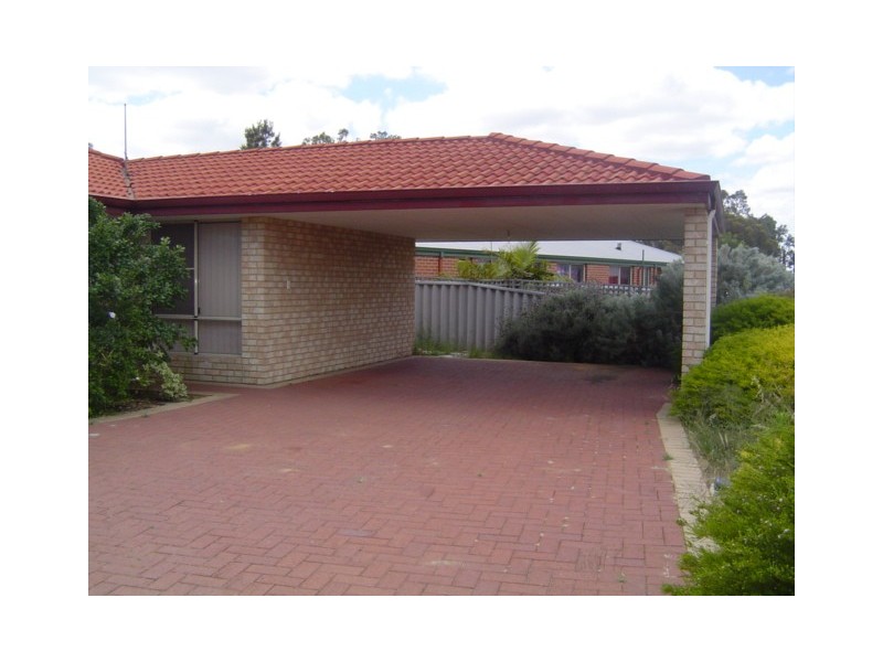 2/19 Catalpa Crescent, South Lake WA 6164
