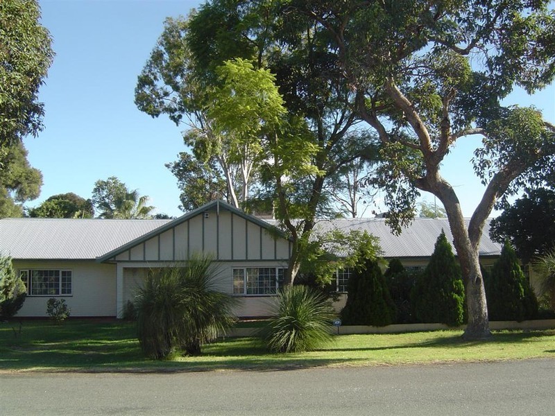 1 Muriel Court, Cockburn Central WA 6164